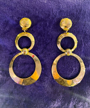 Hazy Dayz 60s Gold Tone Drop Disc Earrings