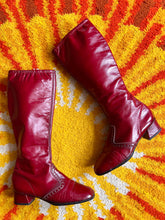 Hazy Dayz "Little Red Rooster" Boots