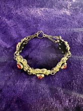 Hazy Dayz 60s Brutalist Daisy Chain Bracelet