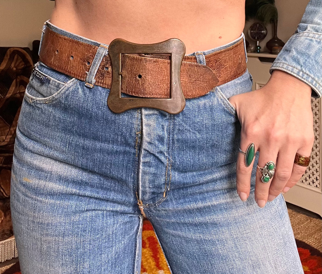 Hazy Dayz Tooled 70s Belt