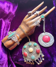 Hazy Dayz 70s Kuchi Cabochon Stone Necklace