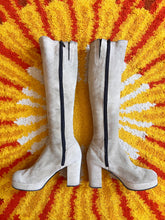Hazy Dayz "Stone Free" Boots
