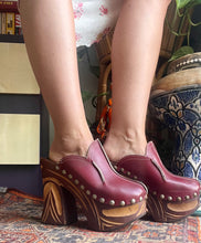 Hazy Dayz “Go Your Own Way” Platform Shoes