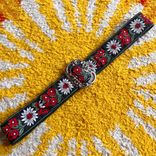 Hazy Dayz 70s Poinsettia Fabric Belt
