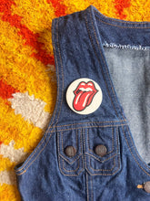 Hazy Dayz 70s Pin Badges (select from drop down)