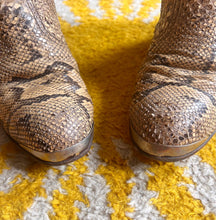 Hazy Dayz “Crawling King Snake”Boots